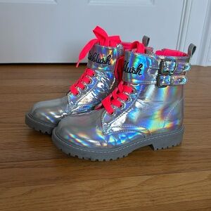 Billie blush holographic silver boots